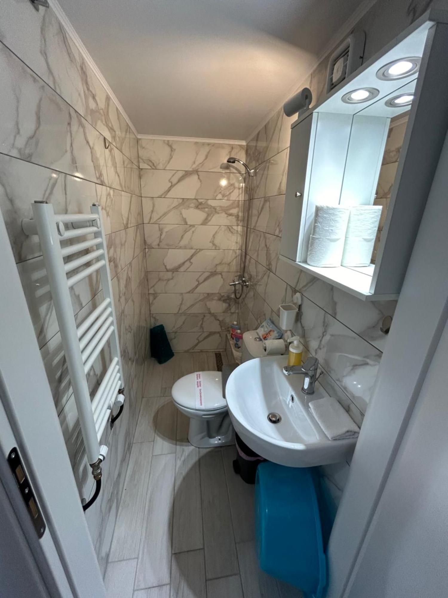 Calm Corner Delfon Apartment Thessaloníki Ngoại thất bức ảnh